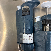 Gilson Set of 20 pipetman pipettes image 1